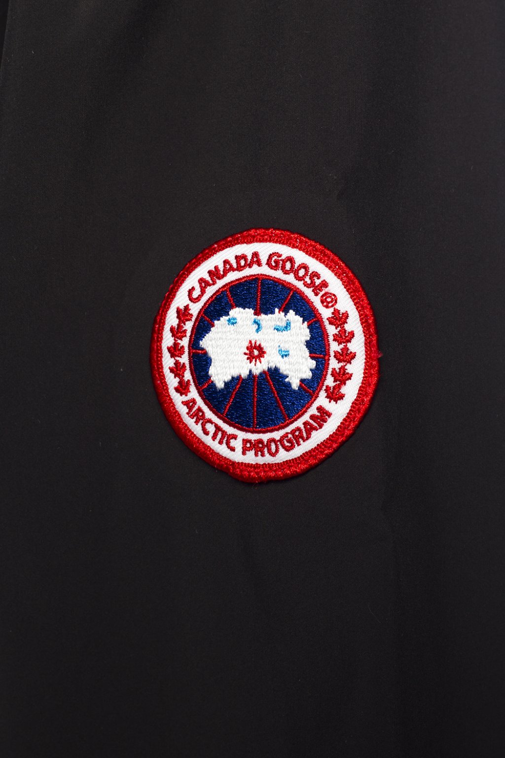 Canada goose chilliwack badge hotsell